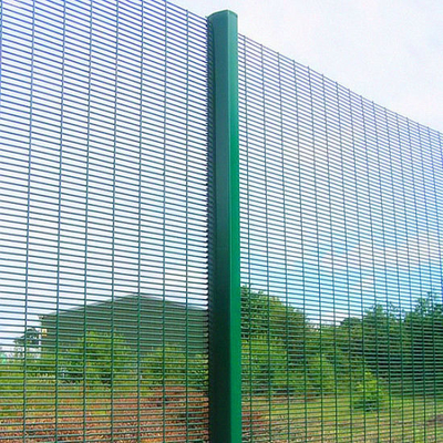 Metal revestido de PVC 3d V Dobragem Soldado Telhas de malha de vedação Painel vedação curva para cercas de jardim