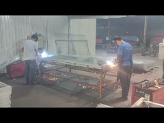 A cerca de segurança a ser soldada