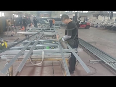 O tubo do quadro está sendo soldado