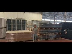 Barreira de Proteção Compacta para Bordas com Design Empilhável